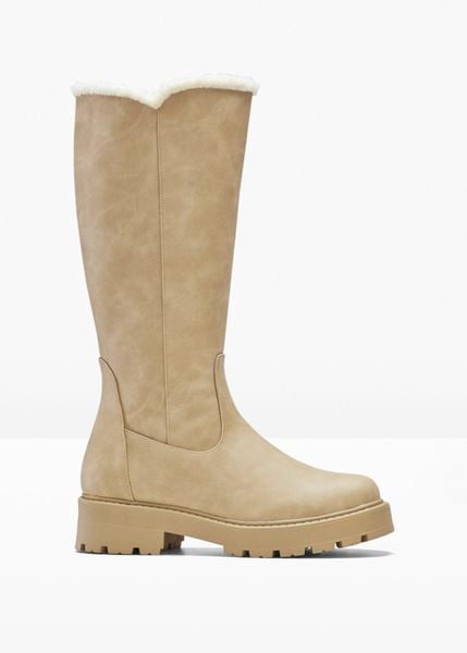 Kozaki. Brązowe kozaki damskie bonprix, na zimę, bez obcasa, bez zapięcia. Za 239.99 zł.