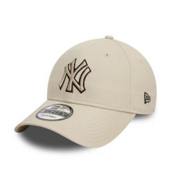 Czapka 9forty New York Yankees Team Outline. Brązowe czapki damskie New Era, bez wzorów, z bawełny. Za 126.50 zł.