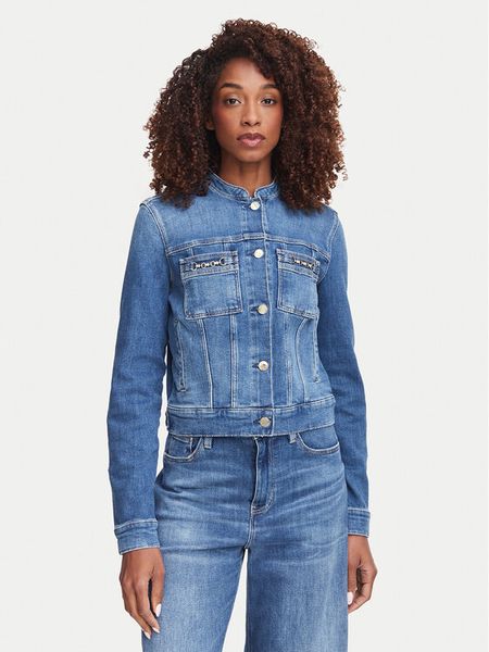 Guess Kurtka jeansowa W6YN03 D1341 Niebieski Regular Fit. Niebieskie kurtki damskie Guess, xl, z aplikacjami, z jeansu, bez kaptura. Za 694.99 zł.
