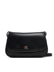 Calvin Klein Torebka Ck Flap Camera Bag LV04F3421G Czarny. Czarne listonoszki damskie Calvin Klein, bez wzorów, ze skóry, bez dodatków. Za 409.99 zł.