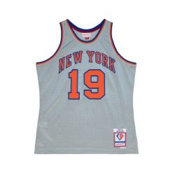 Koszulka NBA New York Knicks Willis Reed 75th NBA. Brązowe koszulki damskie Mitchell & Ness, bez wzorów, bez kołnierzyka, bez ramiączek. W wyprzedaży za 565.50 zł.
