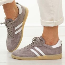 Khaki skórzane półbuty damskie Cambell 98326. Brązowe półbuty damskie Cambell, na jesień, bez wzorów, z jeansu, bez obcasa, na płaskiej podeszwie, bez zapięcia. Za 229.00 zł.