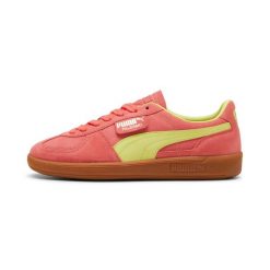 Trenerzy Puma Palermo. Czerwone obuwie sportowe casual damskie Puma, bez zapięcia, do piłki nożnej. Za 383.10 zł.
