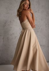 Beżowa Gorsetowa Sukienka o Rozkloszowanym Kroju z Dekoltem Bandeau Reunegan. Brązowe sukienki damskie Renee, bez wzorów, z poliesteru, eleganckie, bez ramiączek. Za 299.99 zł.