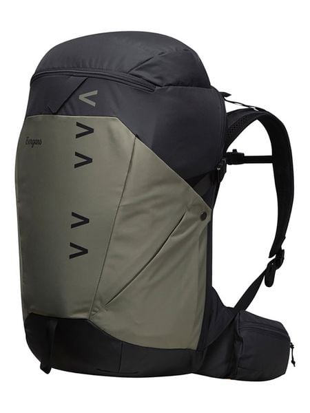 Bergans Plecak "Vaagaa Daypack 33 M/L" w kolorze czarno-oliwkowym - 30 x 55 x 30 cm rozmiar: onesize. Brązowe plecaki Bergans, bez wzorów, z materiału. Za 389.08 zł.