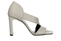 Sandały Bayla-159 4556 002-P Szary Lico 159133, Skóra naturalna - 36. Szare sandały damskie Bayla, bez wzorów, z materiału, z otwartym noskiem, bez obcasa, na słupku, bez zapięcia. W wyprzedaży za 179.10 zł.