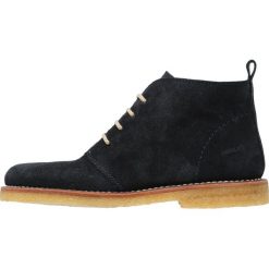 ANGULUS Sznurowane sportowe navy. Niebieskie buty sportowe dziewczęce ANGULUS, z materiału, na sznurówki. W wyprzedaży za 384.30 zł.