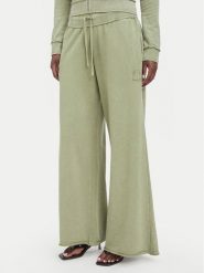 Juicy Couture Spodnie dresowe JCWBJ226321 Khaki Relaxed Fit. Brązowe spodnie dresowe damskie Juicy Couture, m, bez wzorów, z bawełny. Za 349.99 zł.