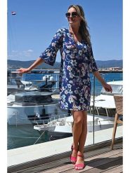 Bleu d'Azur Sukienka "Zita" w kolorze niebiesko-białym rozmiar: 48. Białe sukienki damskie Bleu d'Azur, w ażurowe wzory, klasyczne, bez ramiączek. Za 154.07 zł.