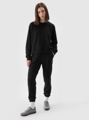 4F Spodnie dresowe joggery damskie - czarne XXL. Czarne spodnie dresowe damskie 4F, bez wzorów, z bawełny. Za 129.99 zł.