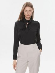 Calvin Klein Bluzka K20K206890 Czarny Regular Fit. Czarne bluzki damskie Calvin Klein, bez wzorów, z syntetyku, bez kołnierzyka, bez ramiączek. Za 449.99 zł.