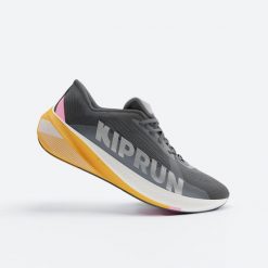 Buty do biegania damskie Kiprun 500 Premium. Brązowe obuwie sportowe damskie KIPRUN, bez zapięcia, do biegania. Za 399.99 zł.