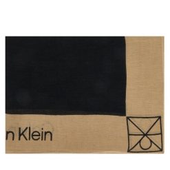 Szal Calvin Klein. Czarne szaliki damskie Calvin Klein, bez wzorów. Za 329.99 zł.