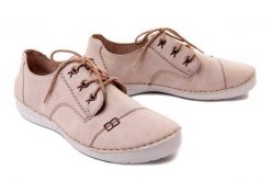 RIEKER 52520-62 beige, półbuty damskie. Brązowe półbuty damskie Rieker, bez wzorów, bez obcasa, bez zapięcia. Za 319.90 zł.