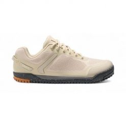 Buty trekkingowe damskie Xero Shoes SBKWFOGG. Brązowe obuwie trekkingowe damskie XERO SHOES, z materiału, bez zapięcia. Za 614.00 zł.