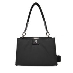 Torebka Tommy Hilfiger. Czarne torebki klasyczne damskie Tommy Hilfiger, z nylonu, bez dodatków. Za 389.99 zł.