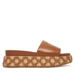 Klapki Liu Jo. Brązowe klapki damskie Liu Jo, bez wzorów, bez obcasa, bez zapięcia. Za 379.99 zł.