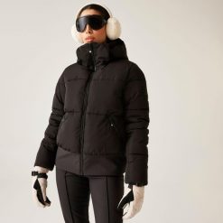 Kurtka narciarska damska z membraną Glitz Dare 2b. Czarne kurtki sportowe damskie Dare 2b, na zimę, bez wzorów, z polaru, bez kaptura. W wyprzedaży za 899.99 zł.