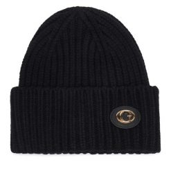 Czapka Guess. Czarne czapki damskie Guess, na zimę, z aplikacjami. Za 154.99 zł.