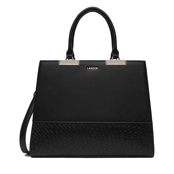 Torebka Lasocki. Czarne torebki klasyczne damskie Lasocki, bez dodatków. Za 199.99 zł.