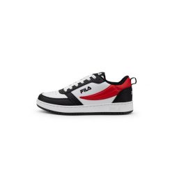 Sneakersy Fila Rega NF. Czarne obuwie sportowe damskie Fila, bez zapięcia. W wyprzedaży za 174.90 zł.