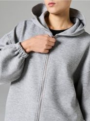 Bluza dresowa z kapturem i ściągaczami - szary. Szare bluzy damskie Sinsay, l, bez wzorów, z dresówki, z kapturem. Za 59.99 zł.