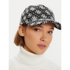 Czapka z daszkiem Guess. Czarne czapki z daszkiem damskie Guess, z aplikacjami. Za 129.99 zł.