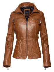 Bugatti Skórzana kurtka w kolorze jasnobrązowym rozmiar: 38. Brązowe kurtki damskie Bugatti, bez wzorów, z materiału, bez kaptura. Za 739.99 zł.