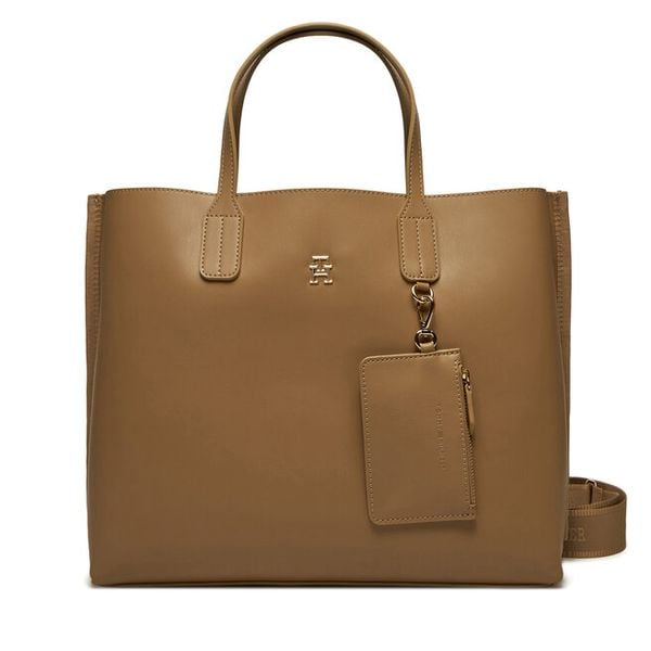 Torebka Tommy Hilfiger. Brązowe torebki klasyczne damskie Tommy Hilfiger, bez dodatków. Za 539.99 zł.