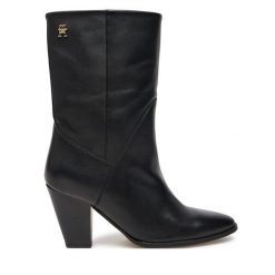 Botki Tommy Hilfiger. Czarne botki damskie Tommy Hilfiger, bez obcasa, na słupku, bez zapięcia. Za 759.99 zł.