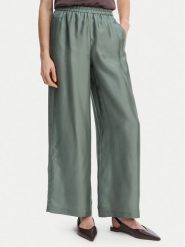 Marella Spodnie materiałowe Quiz 2613131105 Zielony Relaxed Fit. Zielone spodnie materiałowe damskie Marella, bez wzorów, z jedwabiu. Za 1,099.00 zł.