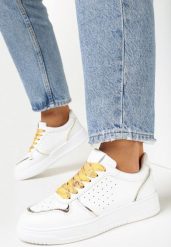 Biało-Złote Sneakersy z Błyszczącymi Wstawkami i Dekoracyjnym Sznurowaniem Horustia. Białe obuwie sportowe damskie Born2be, bez zapięcia. Za 79.99 zł.