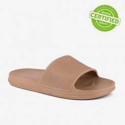 Klapki damskie Coqui Tora. Brązowe klapki damskie Coqui, bez wzorów, z materiału, bez obcasa, bez zapięcia. Za 115.99 zł.