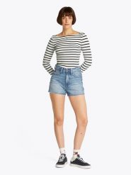 TOMMY JEANS Koszulka w kolorze czarno-białym rozmiar: L. Białe bluzki damskie Tommy Jeans, l, bez wzorów, z jeansu, bez kołnierzyka, bez ramiączek. Za 140.53 zł.