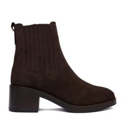 Botki GINO ROSSI. Brązowe botki damskie Gino Rossi, bez obcasa, na słupku, bez zapięcia. Za 349.99 zł.