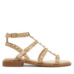 Sandały DeeZee. Brązowe sandały damskie DeeZee, bez wzorów, bez obcasa, na płaskiej podeszwie, bez zapięcia. Za 139.99 zł.