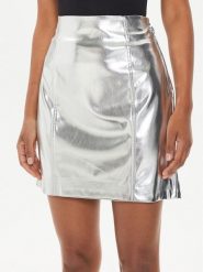 Guess Spódnica z imitacji skóry W4YD71 WGAP0 Srebrny Regular Fit. Szare spódnice damskie Guess, xs, z aplikacjami, ze skóry. Za 199.99 zł.