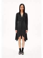 Armedangels Sukienka "Tinraa" w kolorze czarnym rozmiar: XS. Czarne sukienki damskie ARMEDANGELS, bez wzorów, z lyocellu, bez ramiączek. Za 234.94 zł.
