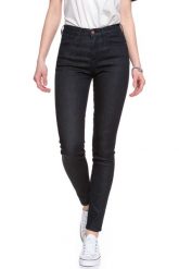 SPODNIE WRANGLER DAMSKIE HIGH SKINNY RINSEWASH W27HCQ023. Rurki damskie Wrangler, bez wzorów, z jeansu, z podwyższonym stanem. W wyprzedaży za 79.99 zł.