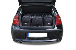 Torby Do Bagażnika Bmw 1 Hatchback 2004-2011 3Szt Kjust. Czarne torby podróżne KJUST, bez wzorów, z kauczuku. Za 996.00 zł.