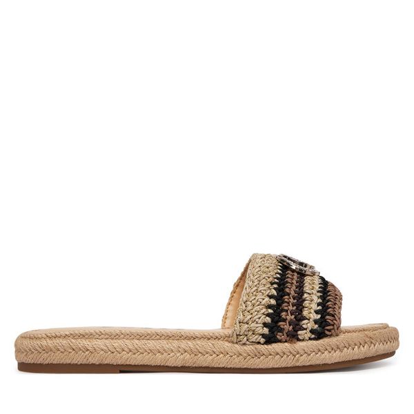 Klapki Guess. Brązowe klapki damskie Guess, z aplikacjami, bez obcasa, bez zapięcia. Za 395.99 zł.