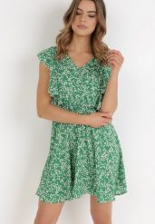 Zielona Sukienka Neamelia. Zielone sukienki damskie Born2be, bez wzorów, z wiskozy, klasyczne, bez ramiączek. Za 129.99 zł.