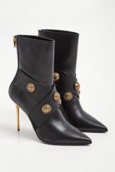 Botki damskie na szpilce BALMAIN. Botki damskie Balmain, bez obcasa, na szpilce, bez zapięcia. W wyprzedaży za 4,926.75 zł.