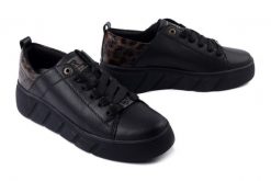 RIEKER W2602-04 black combiantion, półbuty damskie. Czarne półbuty damskie Rieker, bez wzorów, bez obcasa, na platformie, bez zapięcia. Za 379.90 zł.