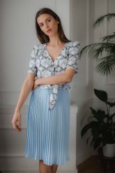 Niebieska Plisowana Midi Spódnica. Niebieskie spódnice damskie Figl, l, bez wzorów, z elastanu, midi. Za 189.00 zł.