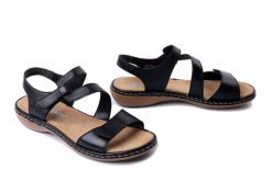 RIEKER 659C7-00 black, sandały damskie. Czarne sandały damskie Rieker, bez wzorów, bez obcasa, bez zapięcia. Za 255.92 zł.