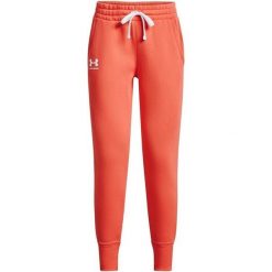 Spodnie Do Biegania Rival Fleece Dla Kobiet. Brązowe spodnie dresowe damskie Under Armour, bez wzorów. Za 302.99 zł.