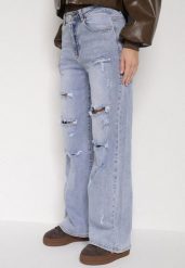 Niebieskie Szerokie Jeansy z Wysokim Stanem Zdobione Przetarciami i Dziurami Brizeth. Niebieskie jeansy damskie Born2be, z aplikacjami, z jeansu. Za 109.99 zł.