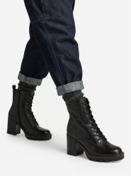 G-Star Raw Trzewiki CEO-WI34-CLEVELAND-04 Czarny. Czarne botki damskie G-Star, ze skóry, retro, bez obcasa, na słupku, bez zapięcia. Za 429.99 zł.