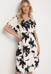 Czarna Wiskozowa Sukienka w Kwiatowy Wzór Emitine. Czarne sukienki damskie Born2be, bez wzorów, z wiskozy, klasyczne, bez ramiączek. Za 89.99 zł.